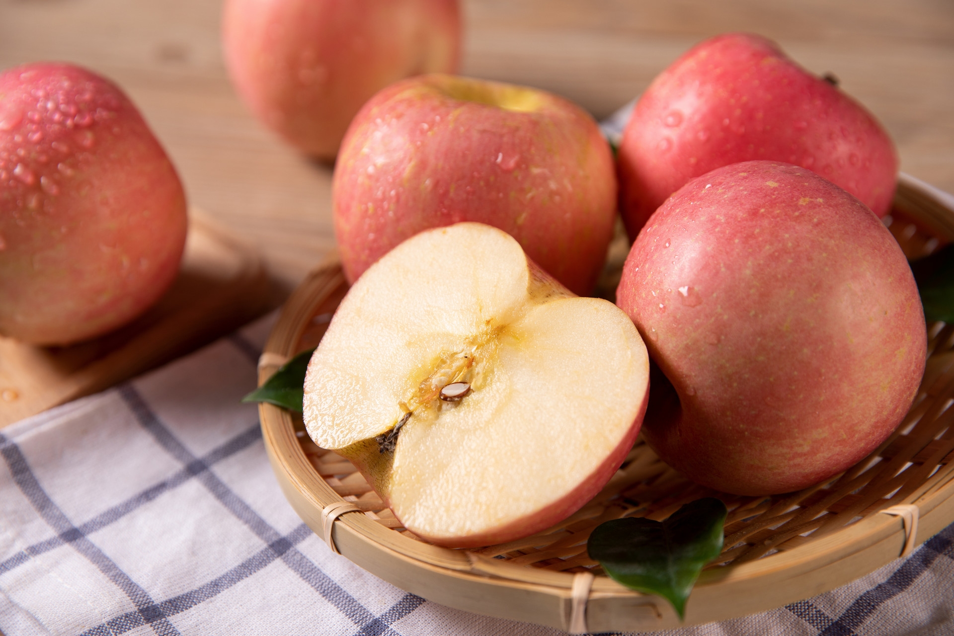 生鮮新零售之重構人貨場驅動力