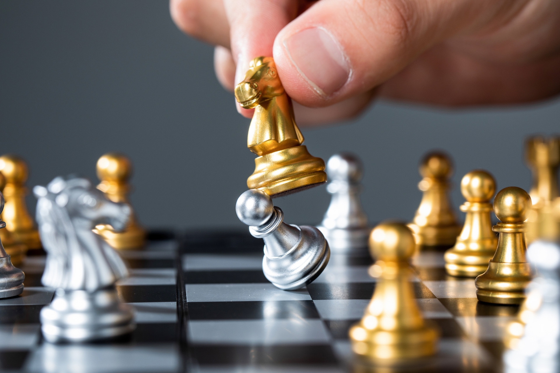 產業競爭戰之行業在位者反制五法(上)