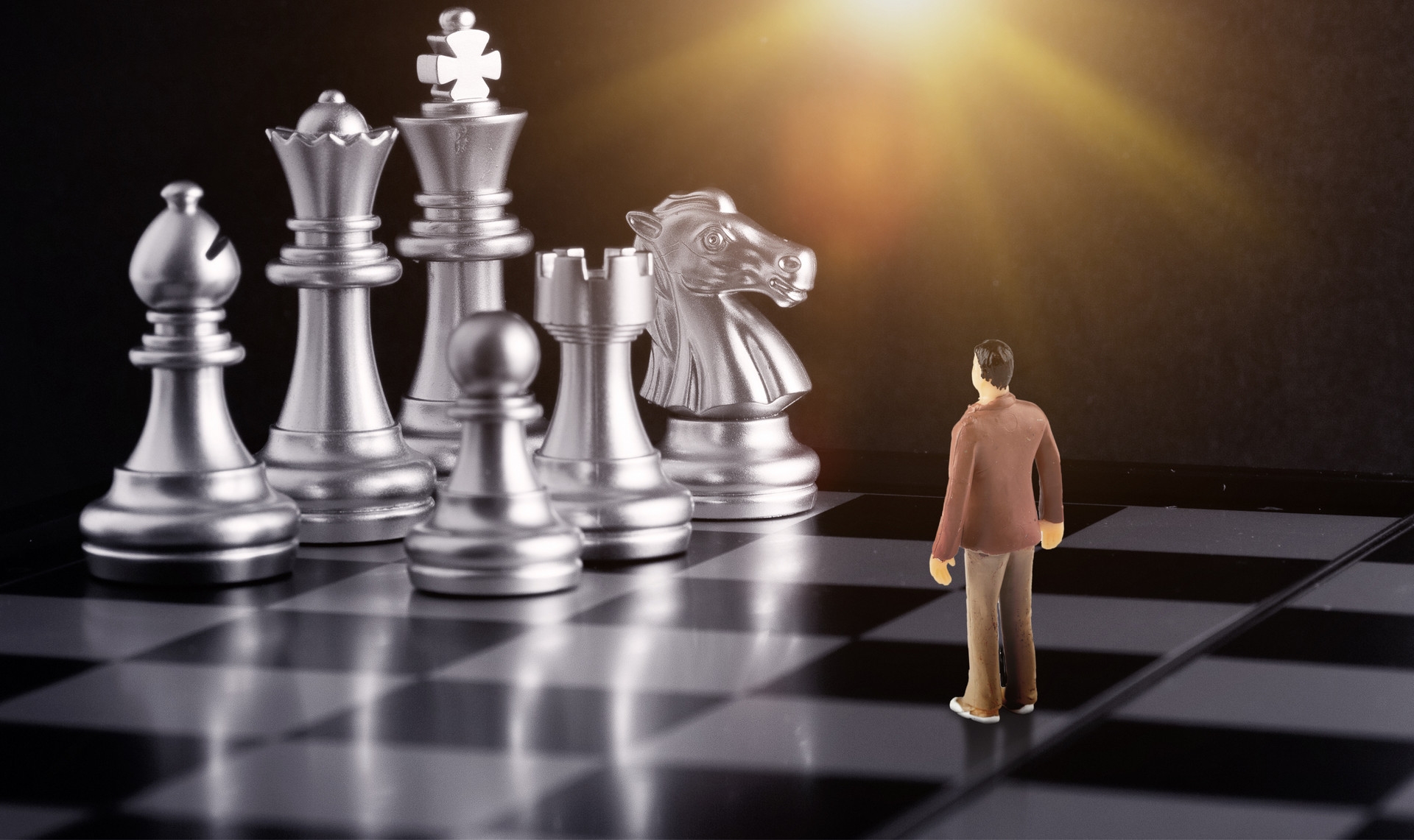 產業競爭戰之六大競爭流派洞察(下)