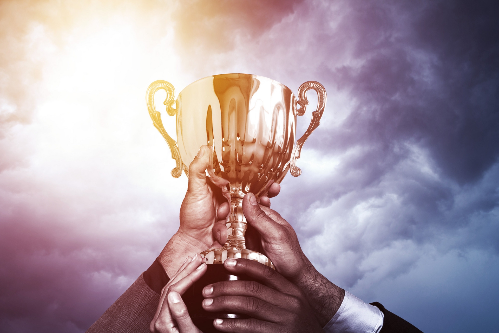 產(chǎn)業(yè)競(jìng)爭(zhēng)戰(zhàn)之建立產(chǎn)業(yè)游戲新規(guī)則六法（下）